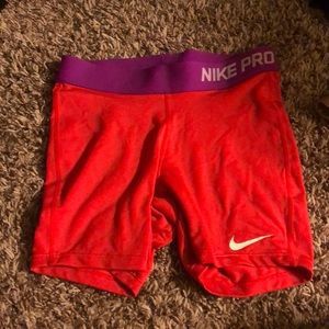girls nike pros